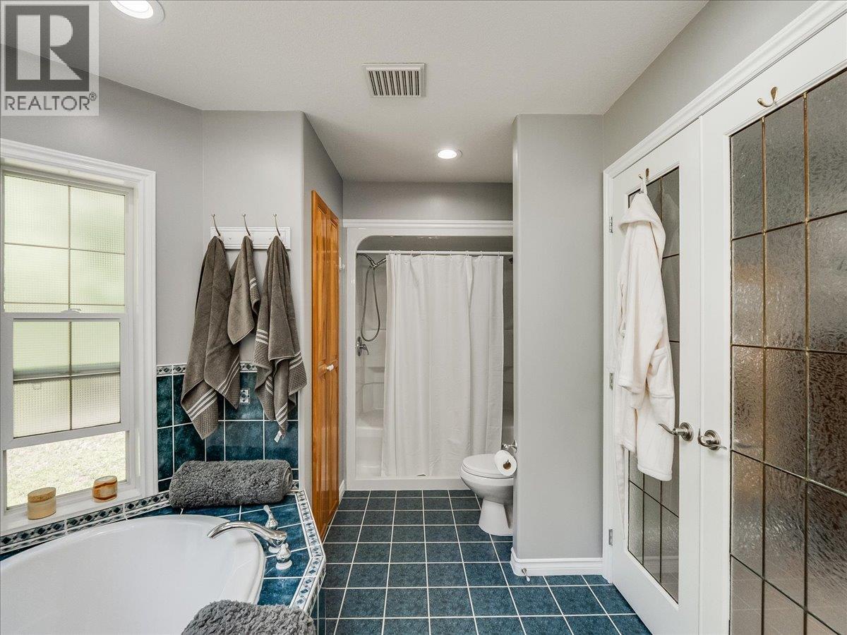 2209 Jenisa Road - 40