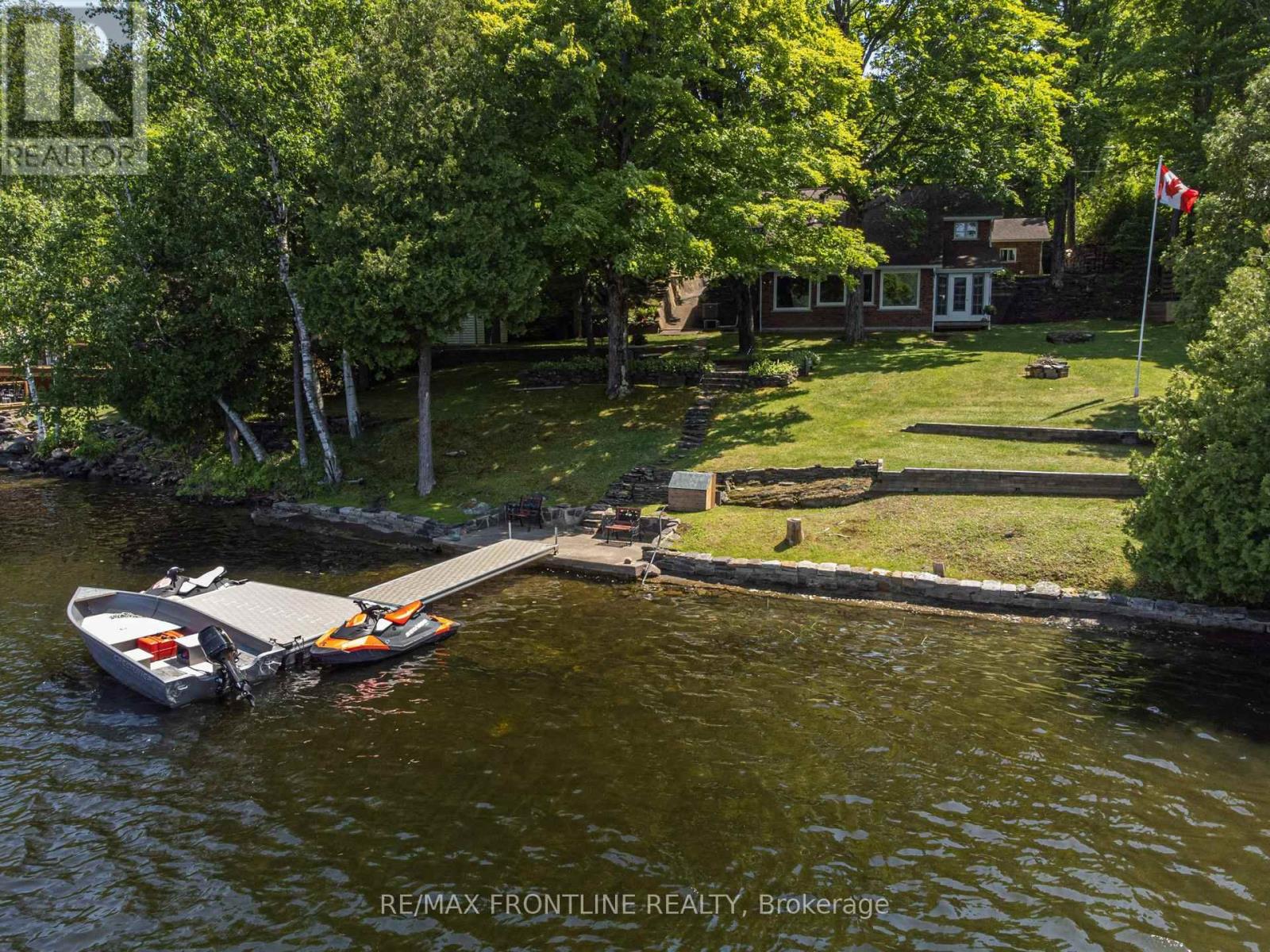 1047 COUNTRY LANE - 1