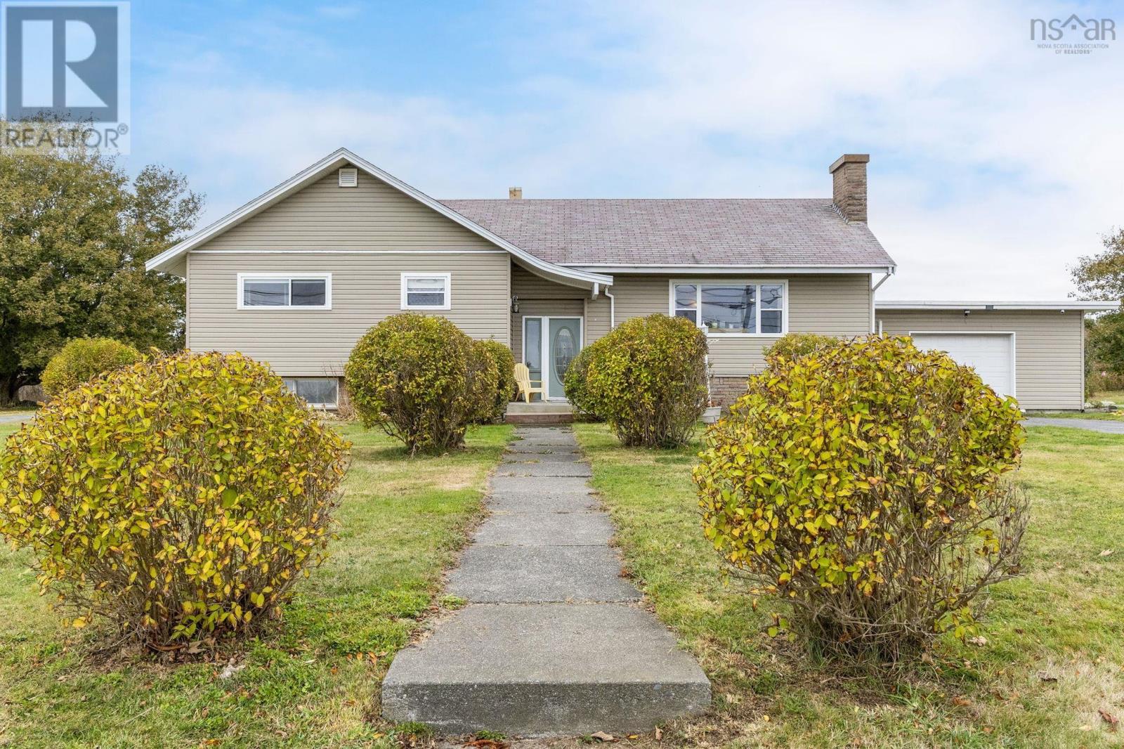 1358 Hwy 1 - 1