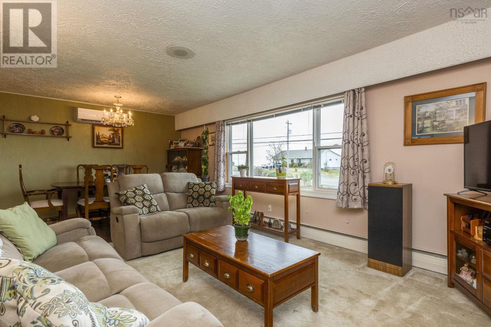 1358 Hwy 1 - 14