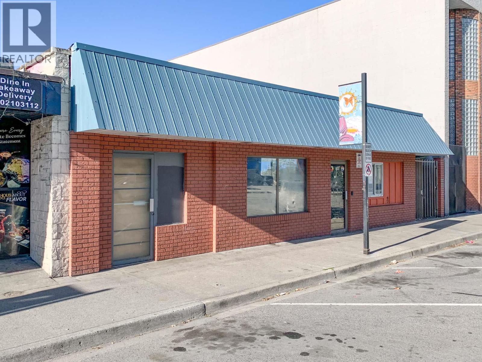 455 Leon Avenue, Kelowna — photo 3