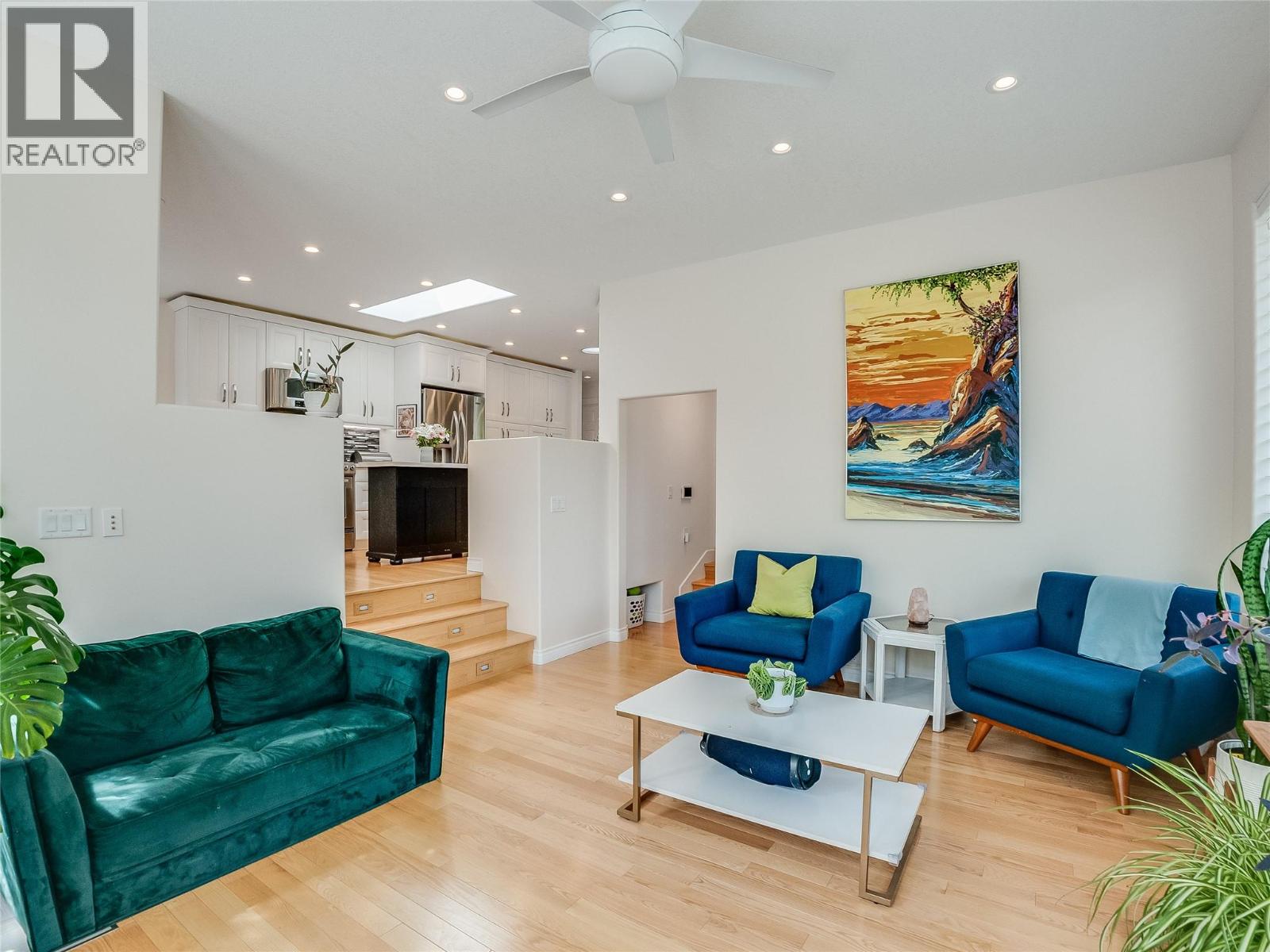 1400 MEADOWBROOK Drive - 28