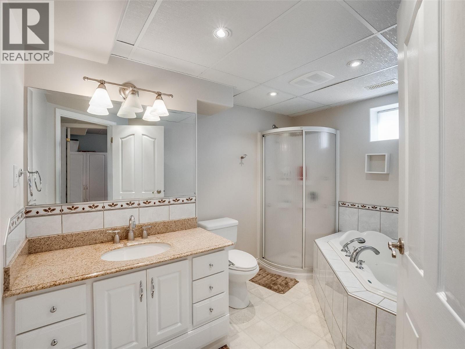 1400 MEADOWBROOK Drive - 38