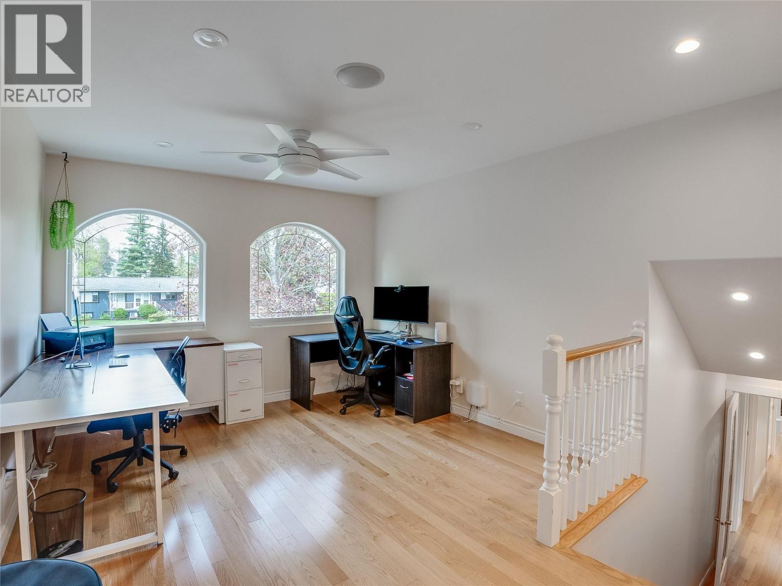 1400 MEADOWBROOK Drive - 43