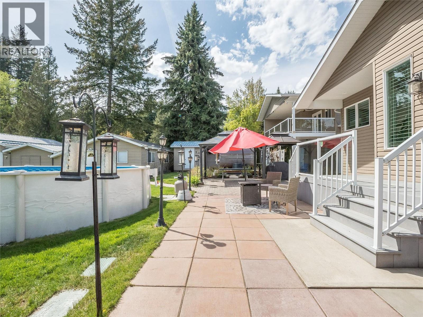 1400 MEADOWBROOK Drive - 69