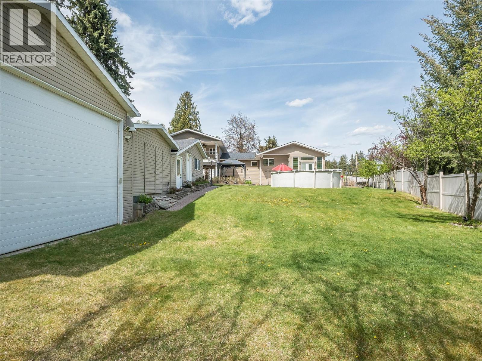 1400 MEADOWBROOK Drive - 73