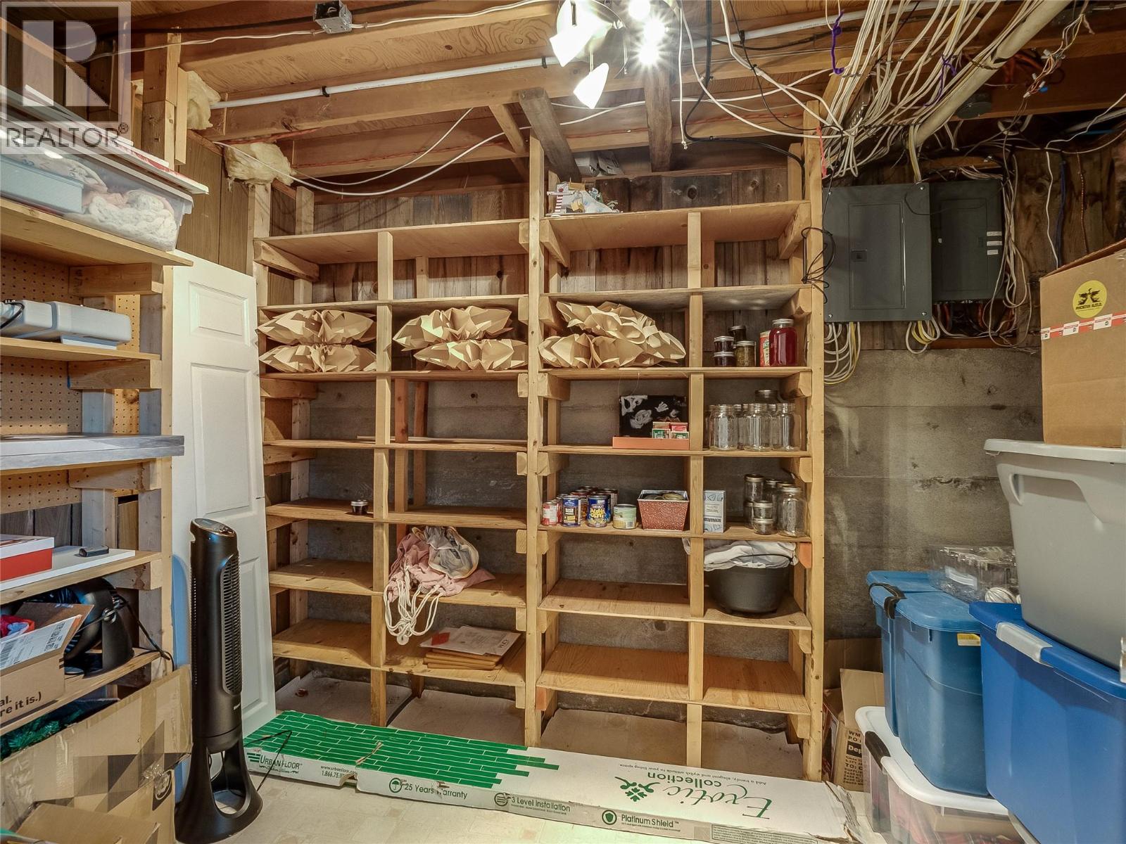 1400 MEADOWBROOK Drive - 56