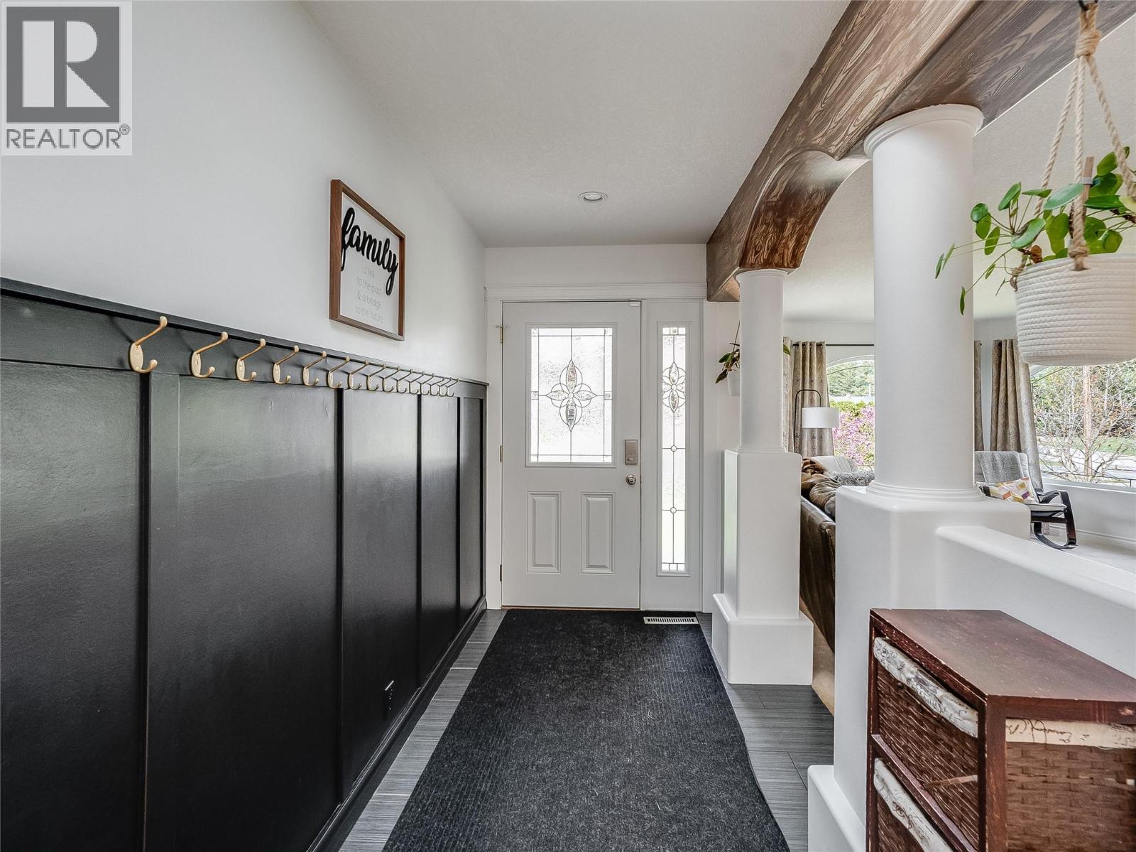 1400 MEADOWBROOK Drive - 25