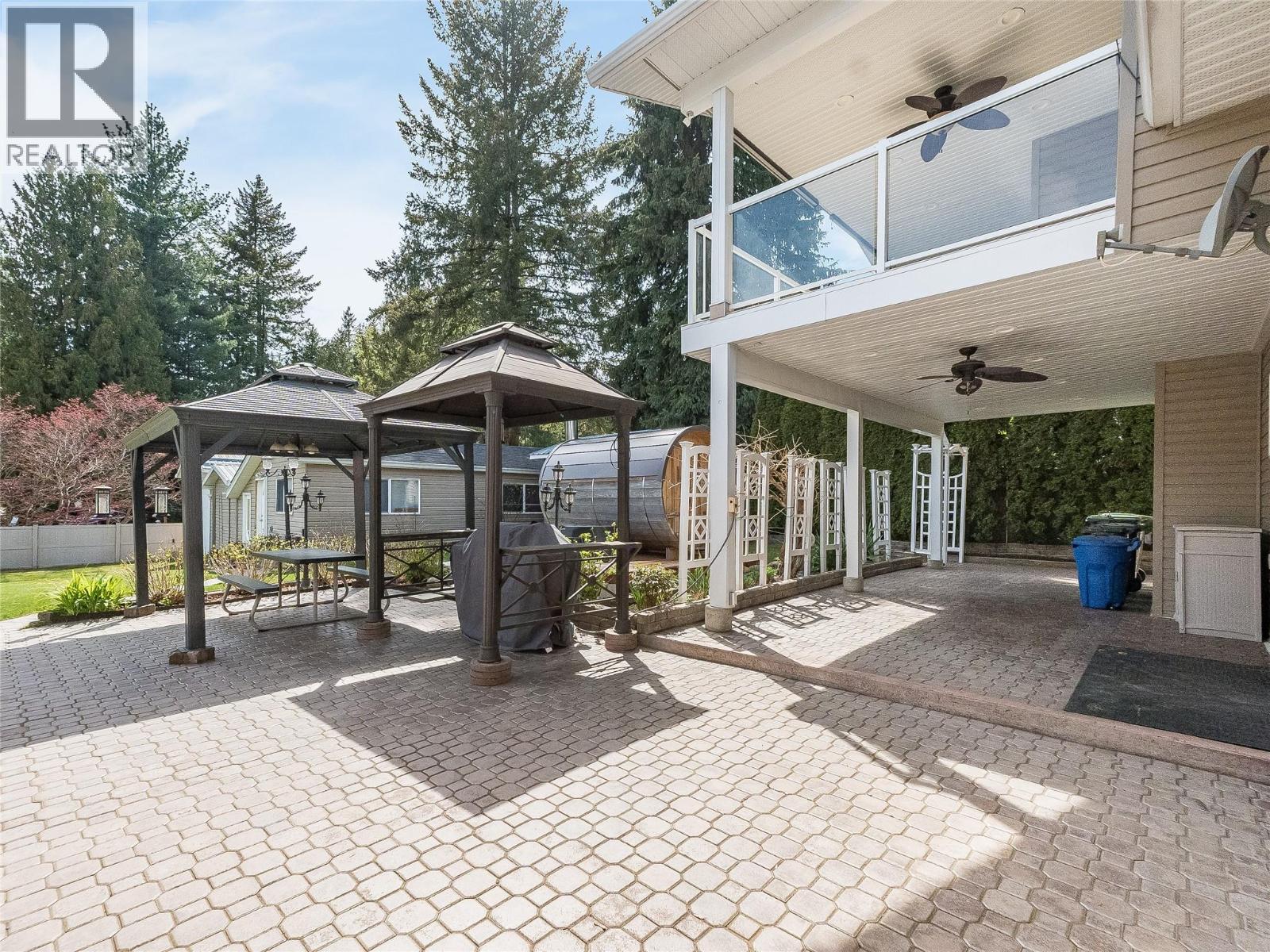 1400 MEADOWBROOK Drive - 6