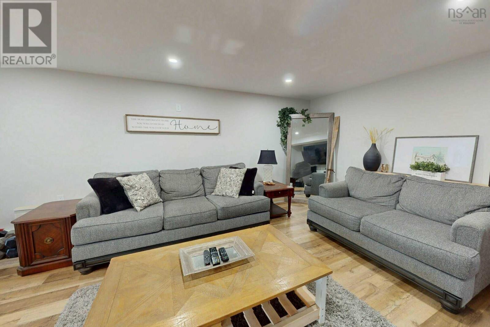 4861 Dunmore Road - 15