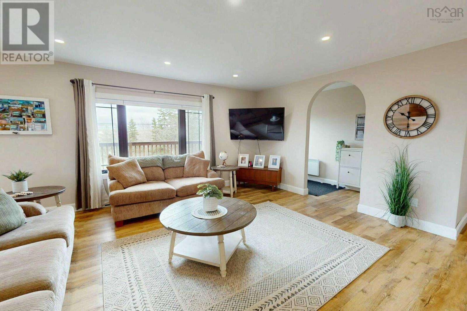 4861 Dunmore Road - 3