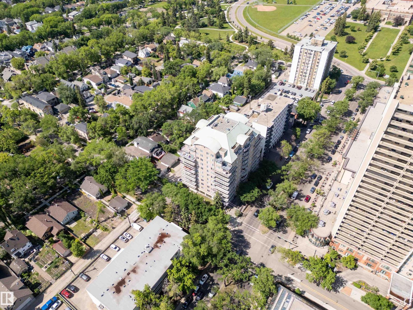 #305 11111 82 AV NW — photo 31