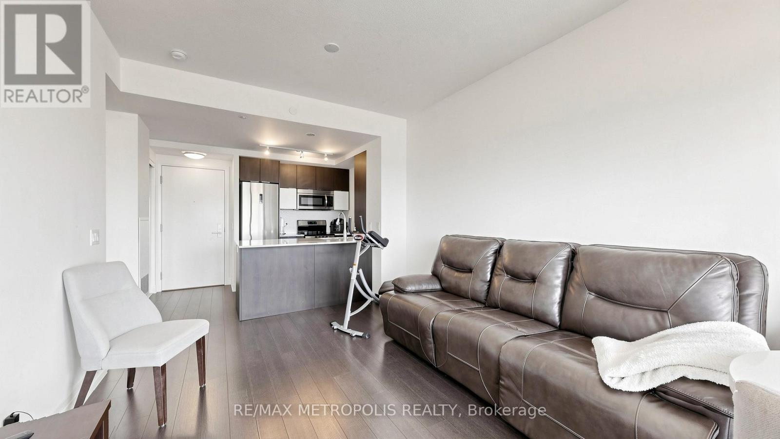 #3307 56 ANNIE CRAIG DRIVE - 13