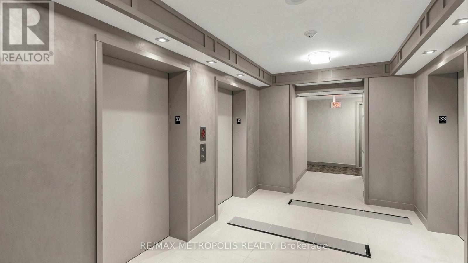 #3307 56 ANNIE CRAIG DRIVE - 11