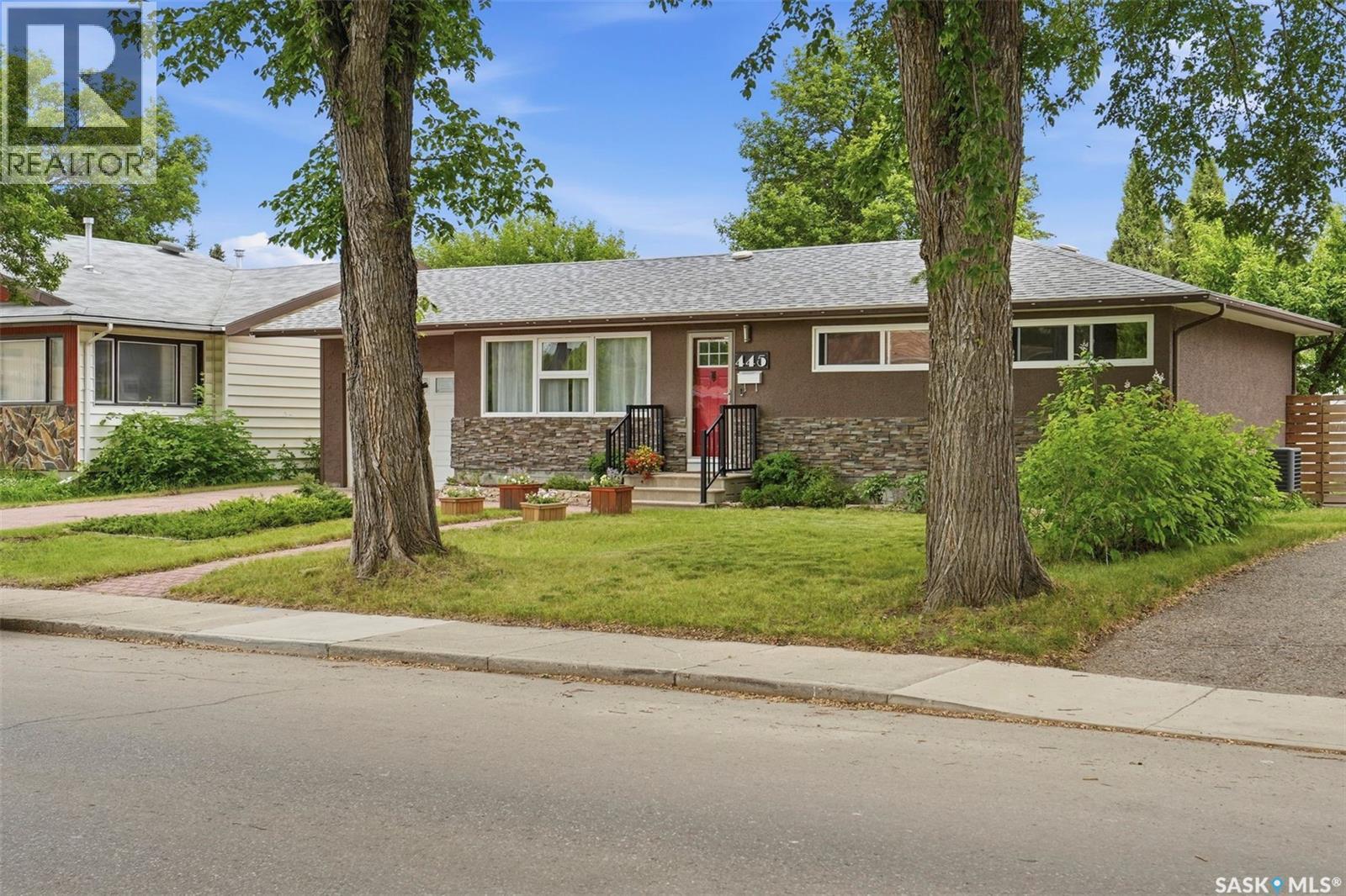 445 Witney AVENUE S - photo 2
