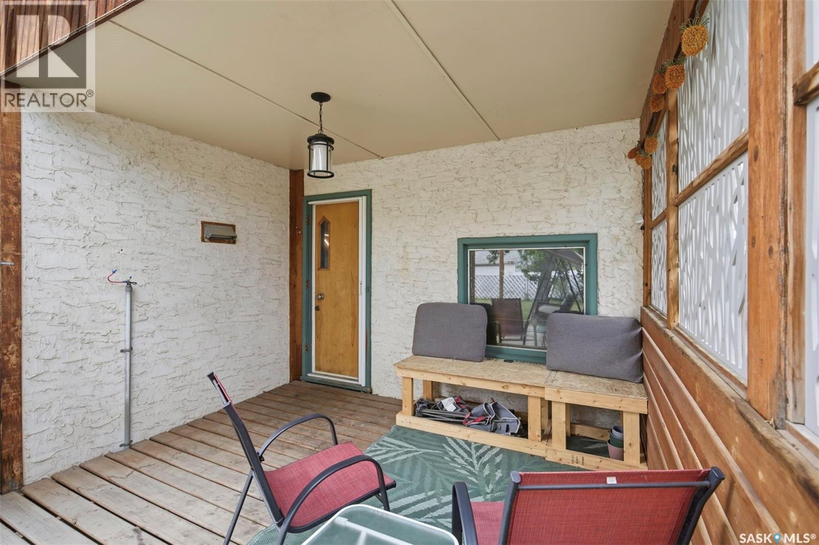 445 Witney AVENUE S — photo 27
