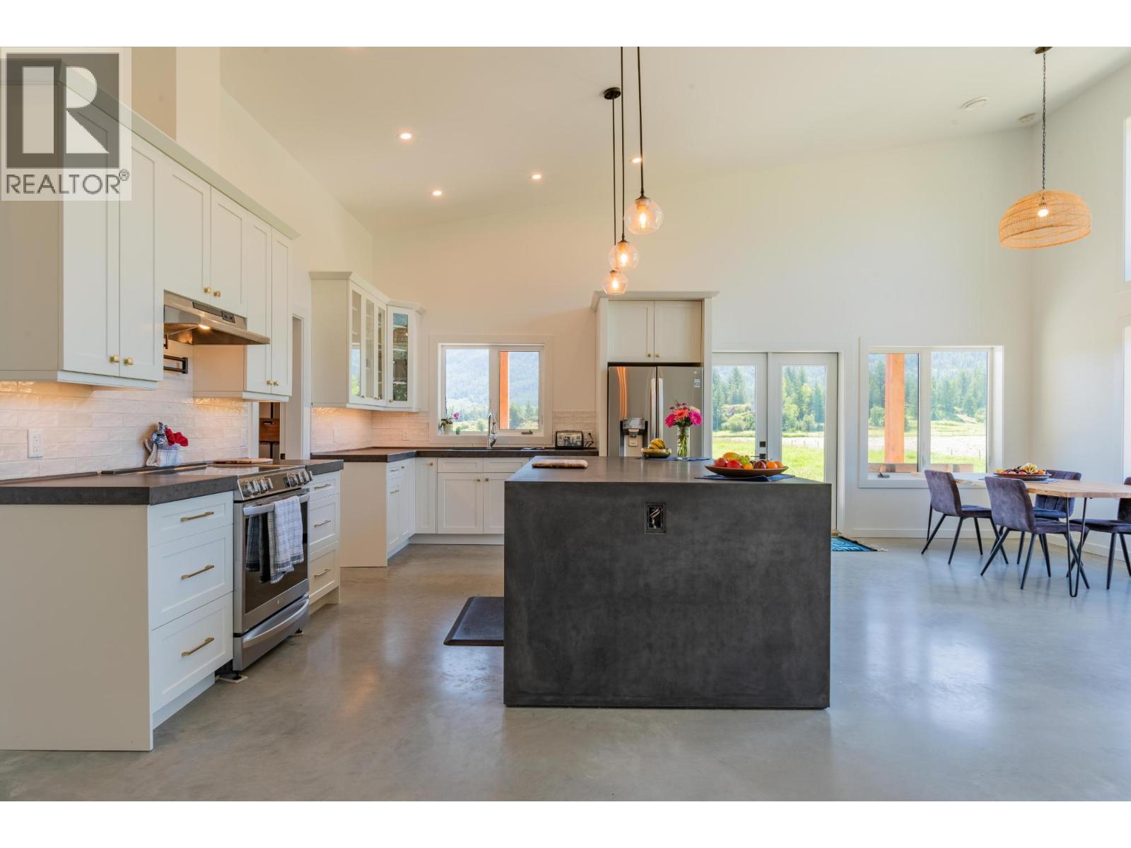 2335 PASS CREEK Road - 22