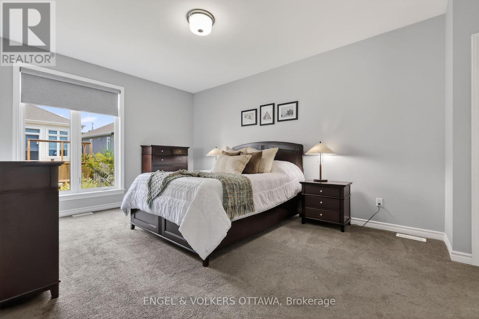 2 Bed, 3 Bath House for Sale in Ottawa – 871 TEWIN CIRCLE, Ottawa – MLS# X13463256 - Image 12