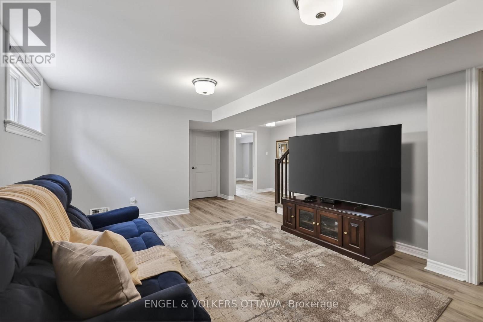 2 Bed, 3 Bath House for Sale in Ottawa – 871 TEWIN CIRCLE, Ottawa – MLS# X13463256 - Image 22