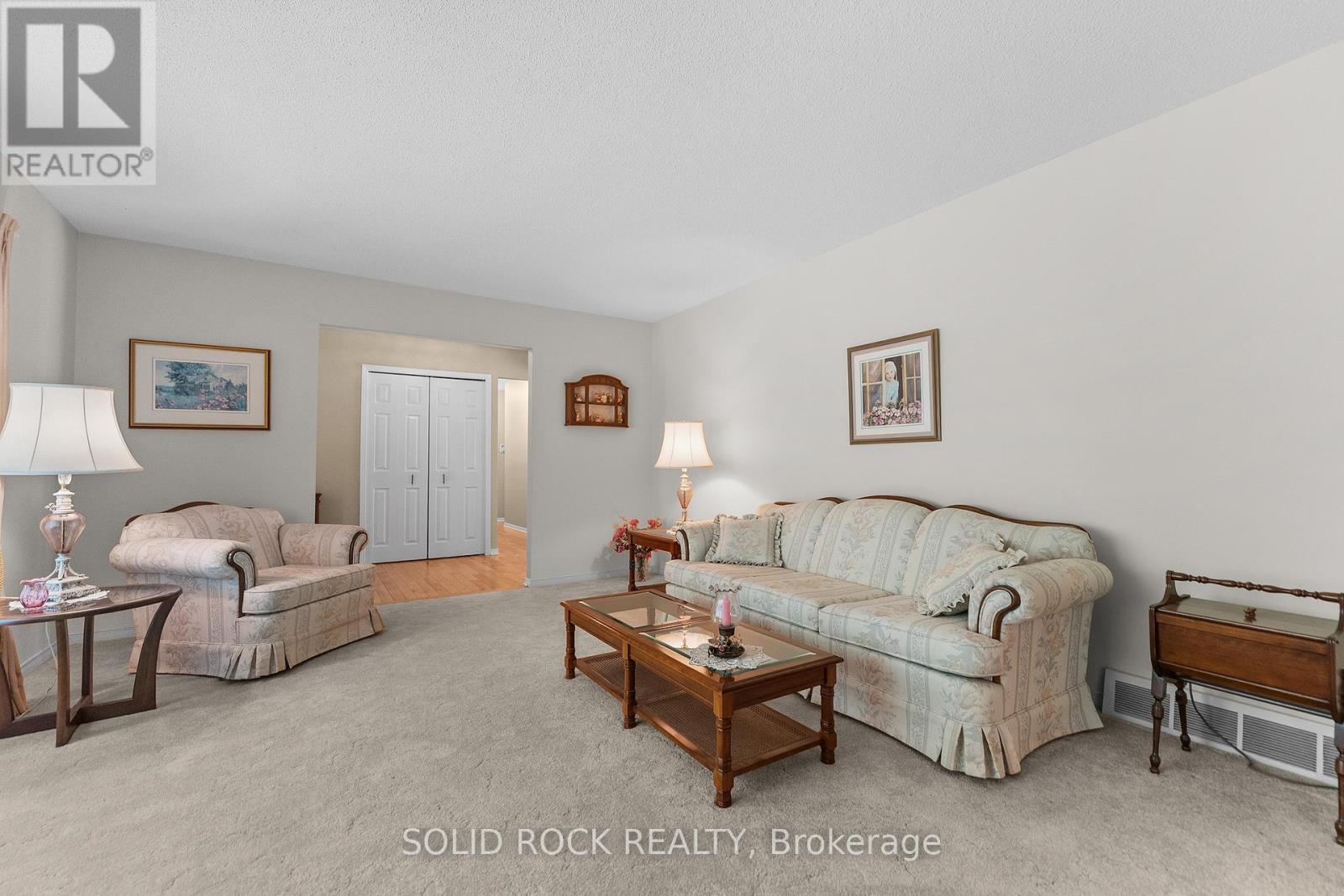 89 WOODRIDGE COURT - 17