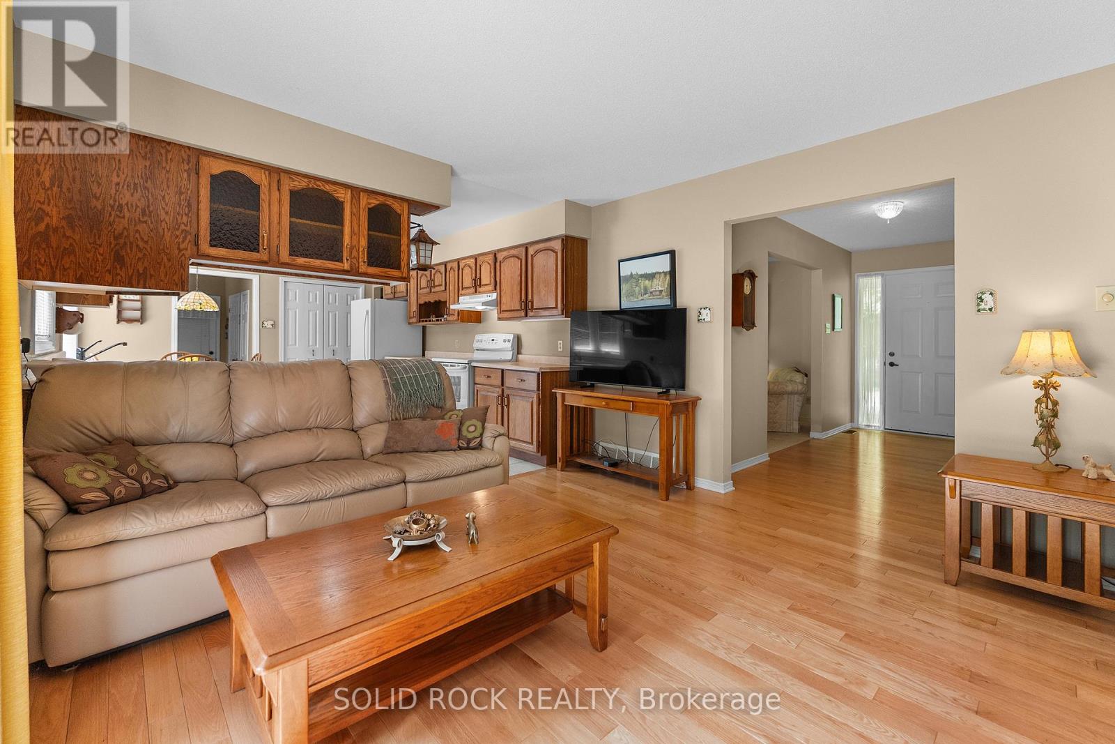 89 WOODRIDGE COURT - 21