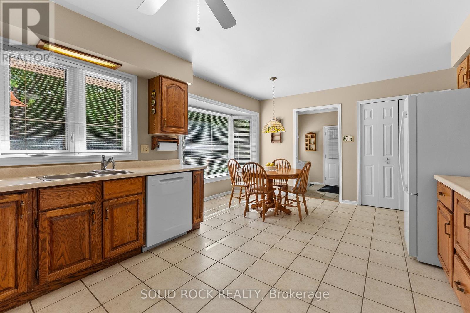 89 WOODRIDGE COURT - 25