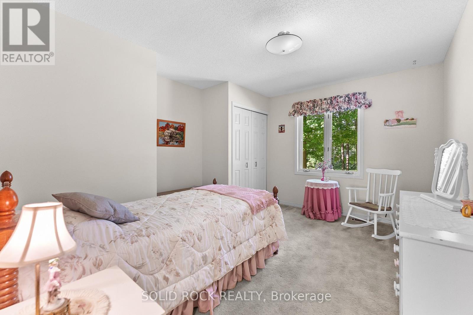 89 WOODRIDGE COURT - 27