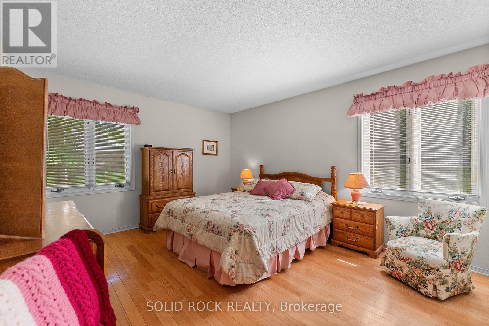 89 WOODRIDGE COURT - 31