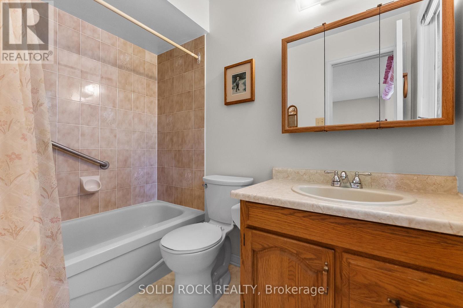 89 WOODRIDGE COURT - 33