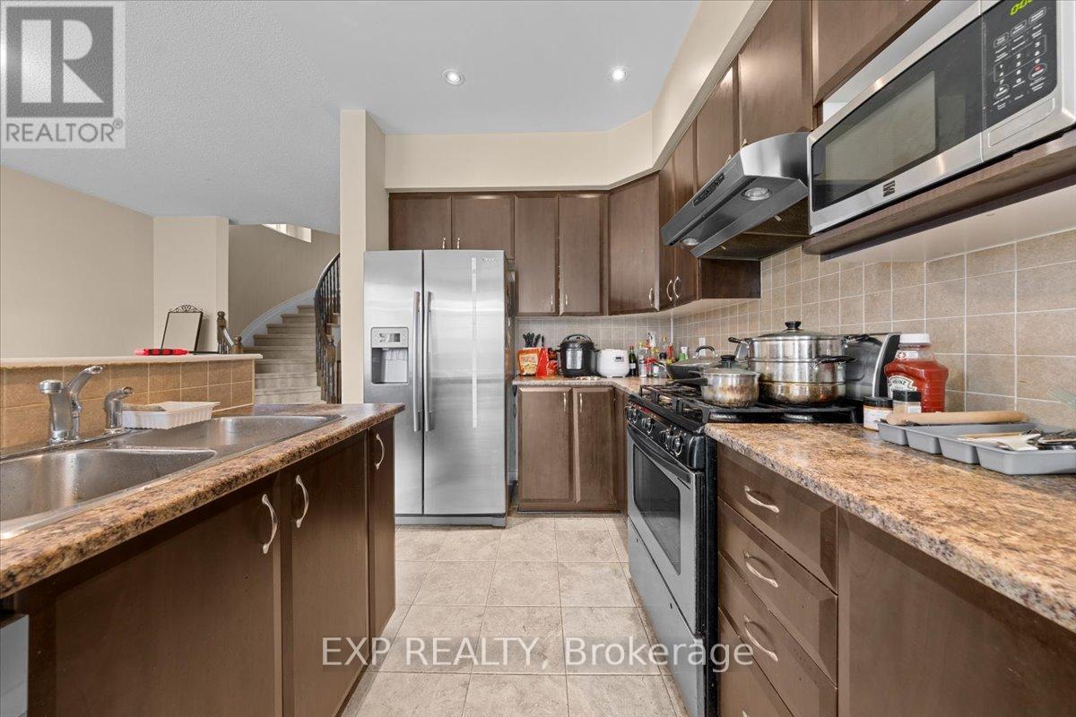 3 Bed, 3 Bath House for Rent in Ottawa – 222 BADGELEY AVENUE, Ottawa – MLS# X13463306 - Image 11