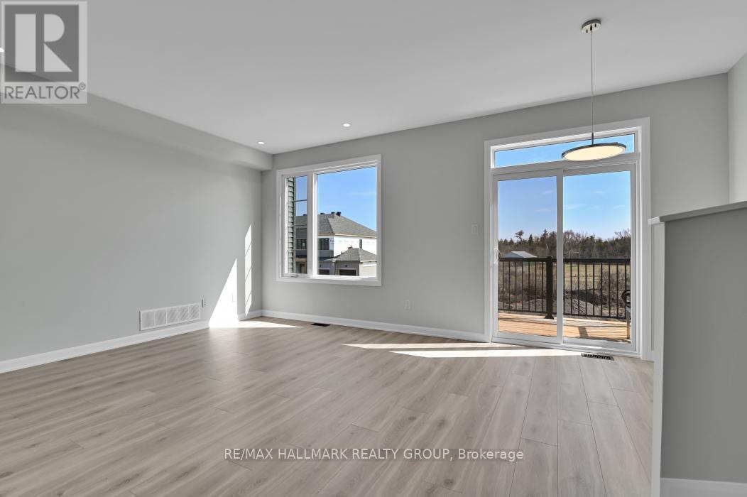 2 Bed, 2 Bath House for Rent in Ottawa – 290 BANKSIDE WAY, Ottawa – MLS# X13463360 - Image 12