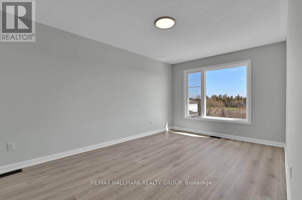 2 Bed, 2 Bath House for Rent in Ottawa – 290 BANKSIDE WAY, Ottawa – MLS# X13463360 - Image 30