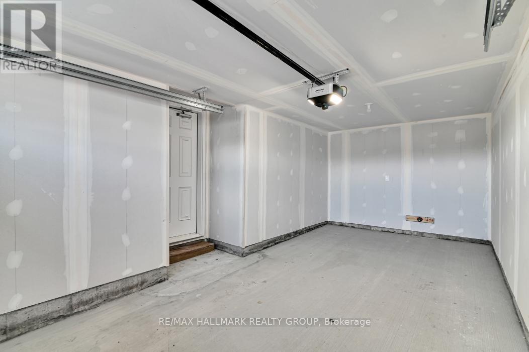 2 Bed, 2 Bath House for Rent in Ottawa – 290 BANKSIDE WAY, Ottawa – MLS# X13463360 - Image 6