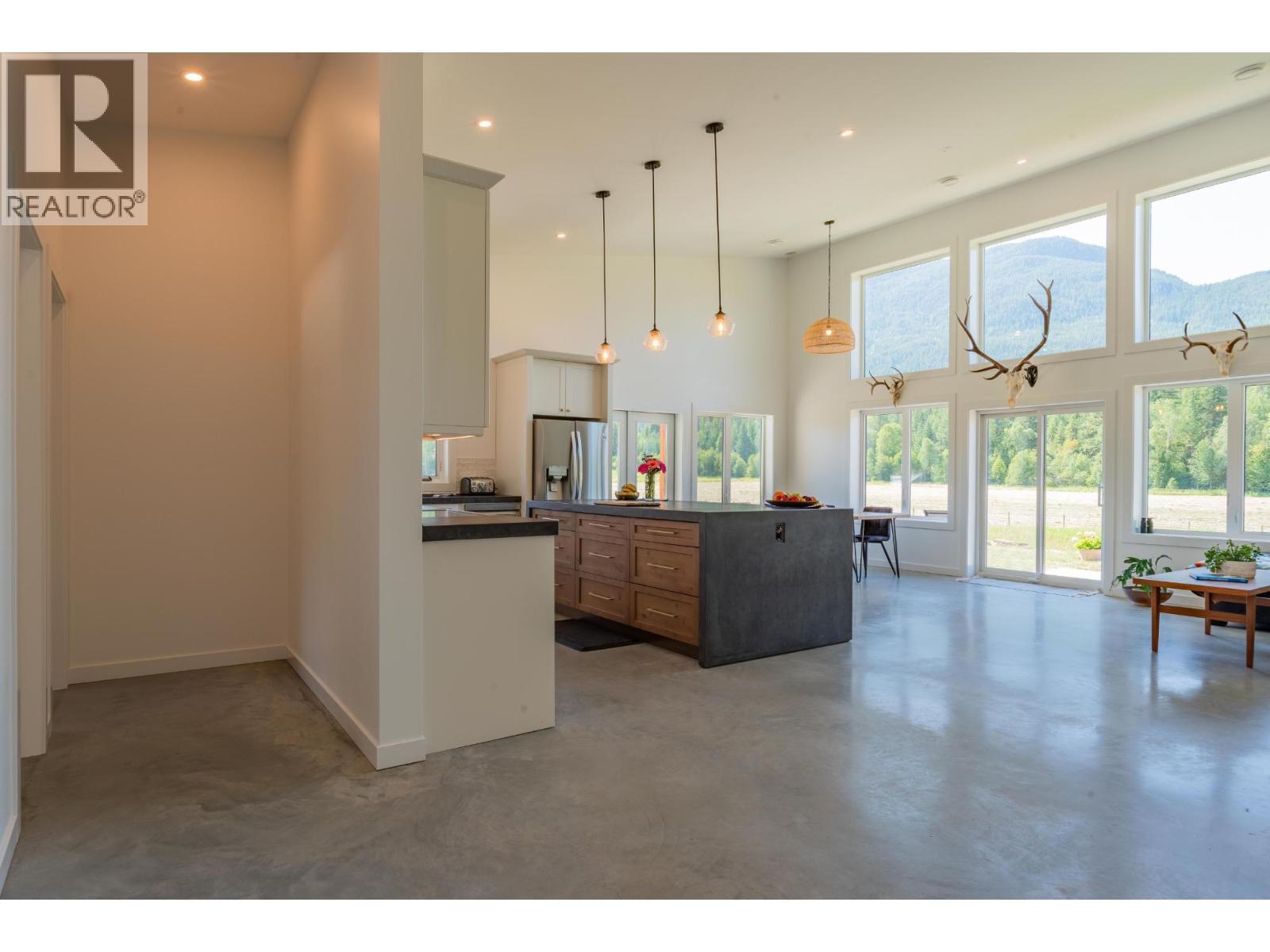 2335 PASS CREEK Road - 19