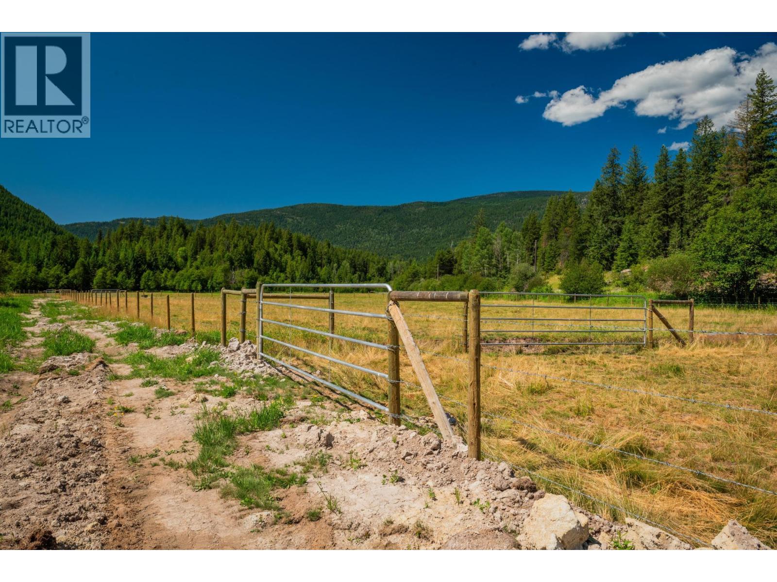 2335 PASS CREEK Road - 90