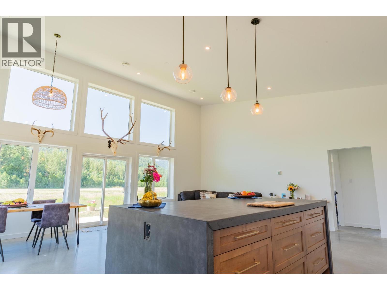 2335 PASS CREEK Road - 27