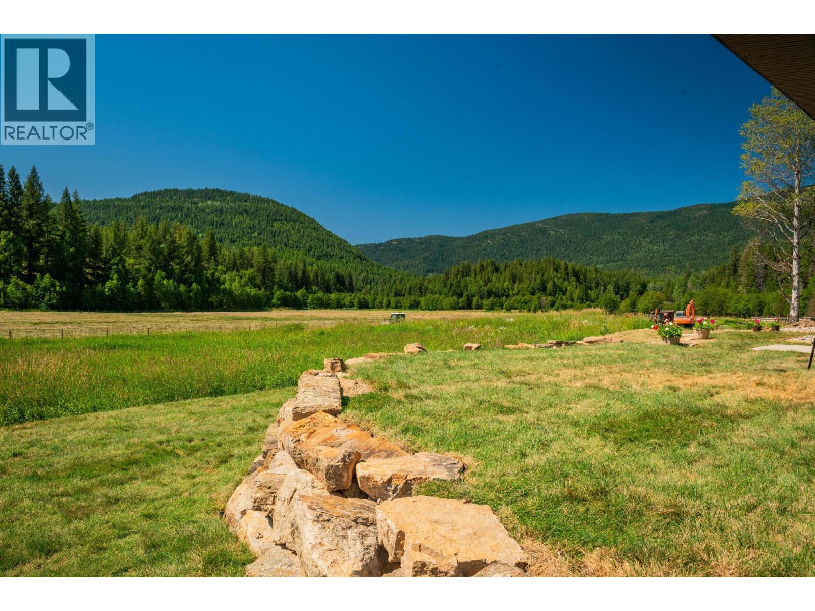 2335 PASS CREEK Road - 81
