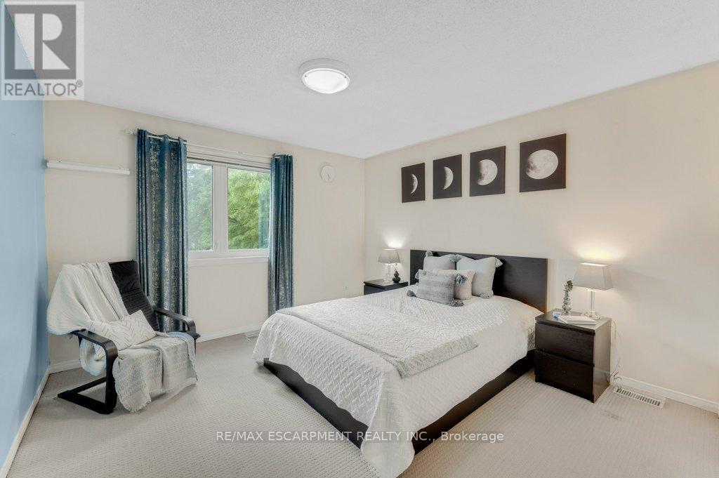 2597 ADDINGHAM CRESCENT - 13