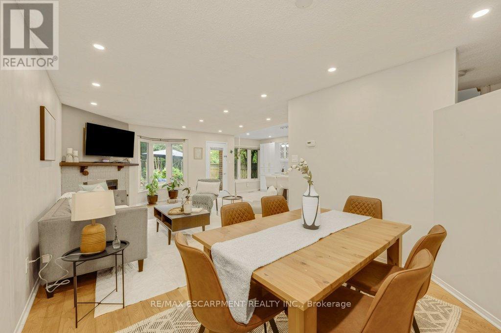2597 ADDINGHAM CRESCENT - 6