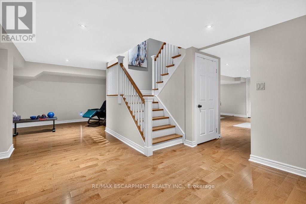 3312 LAKELAND CRESCENT - 30