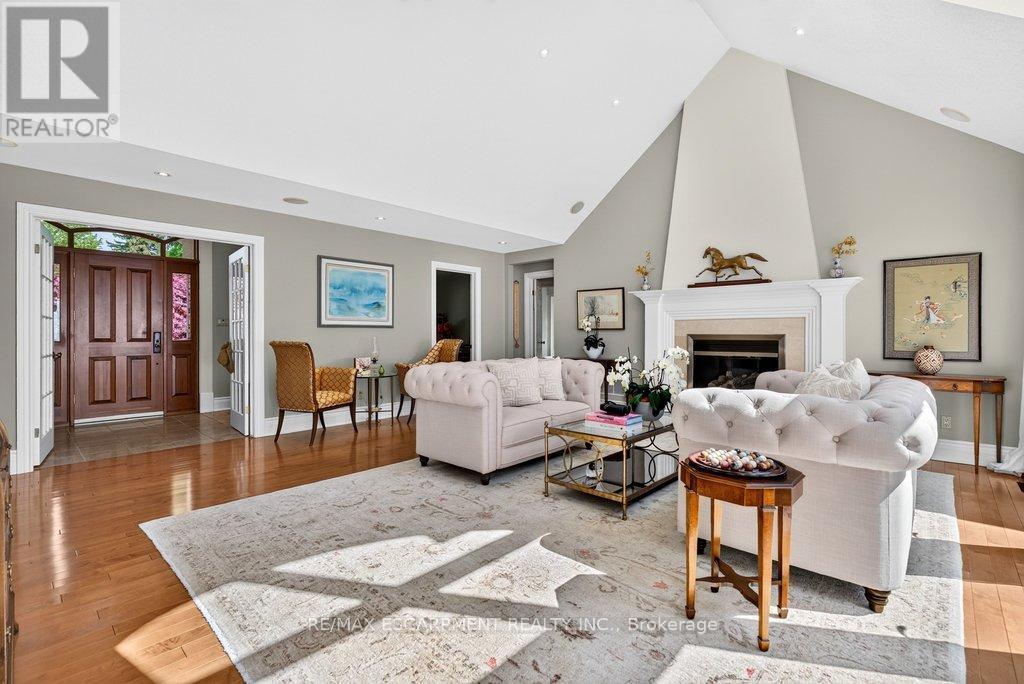 3312 LAKELAND CRESCENT - 4