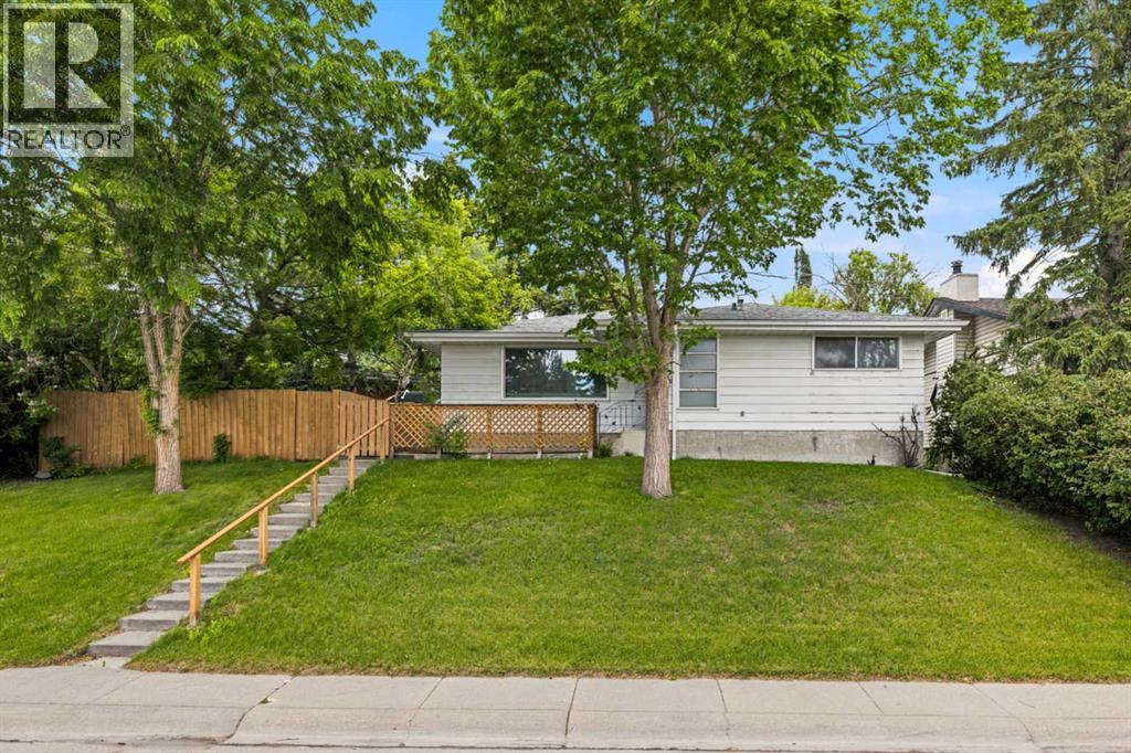3248 Bearspaw Drive NW — photo 37