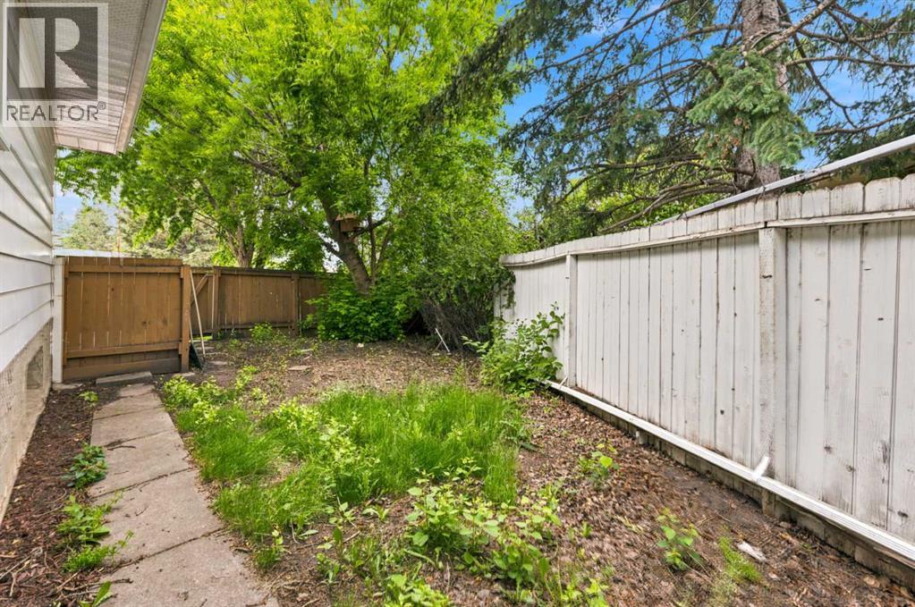 3248 Bearspaw Drive NW — photo 45