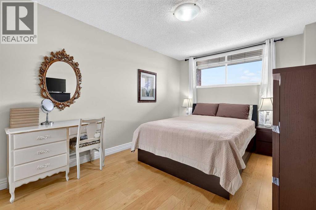 #502 1123 13 Avenue SW - 13