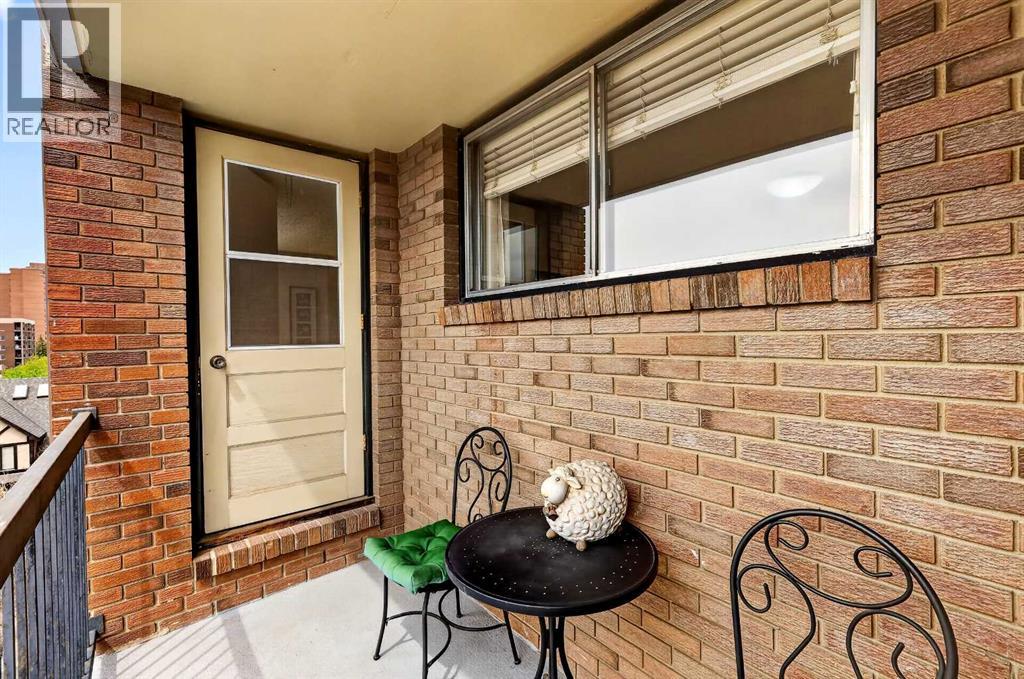 #502 1123 13 Avenue SW - 22