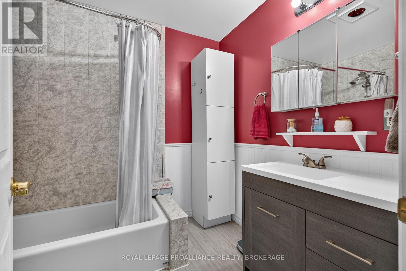 1246 TOWNLINE ROAD - 21