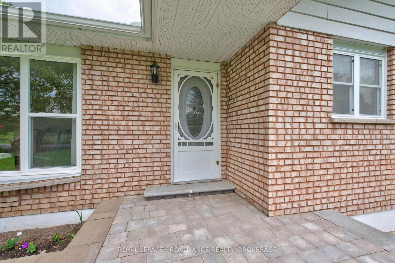1246 TOWNLINE ROAD - 3