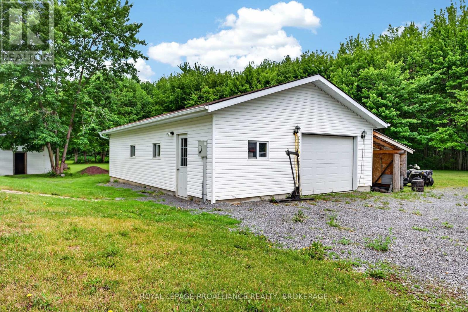 1246 TOWNLINE ROAD - 30