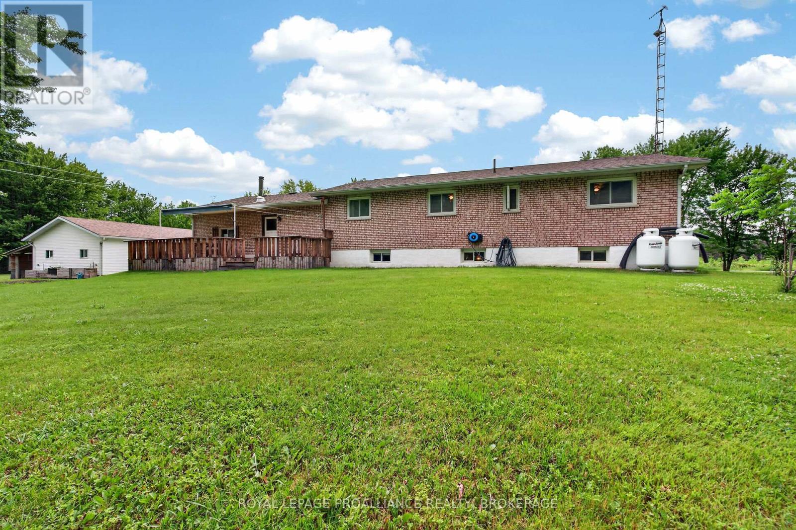 1246 TOWNLINE ROAD - 33