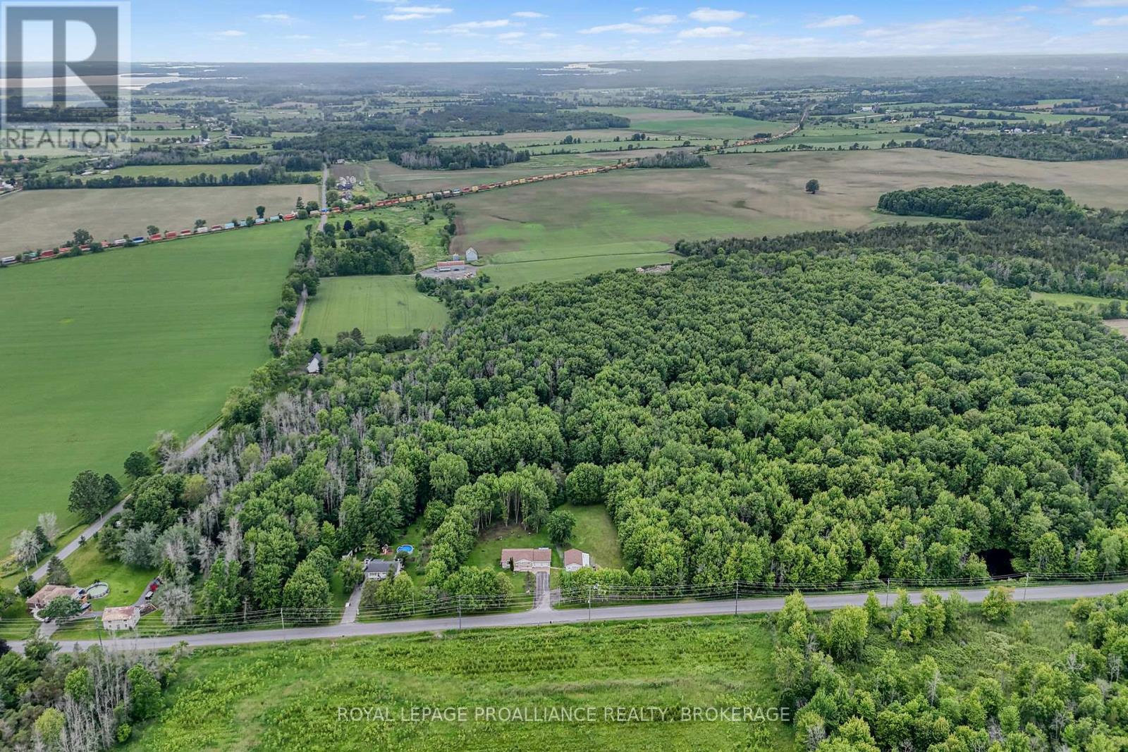 1246 TOWNLINE ROAD - 37